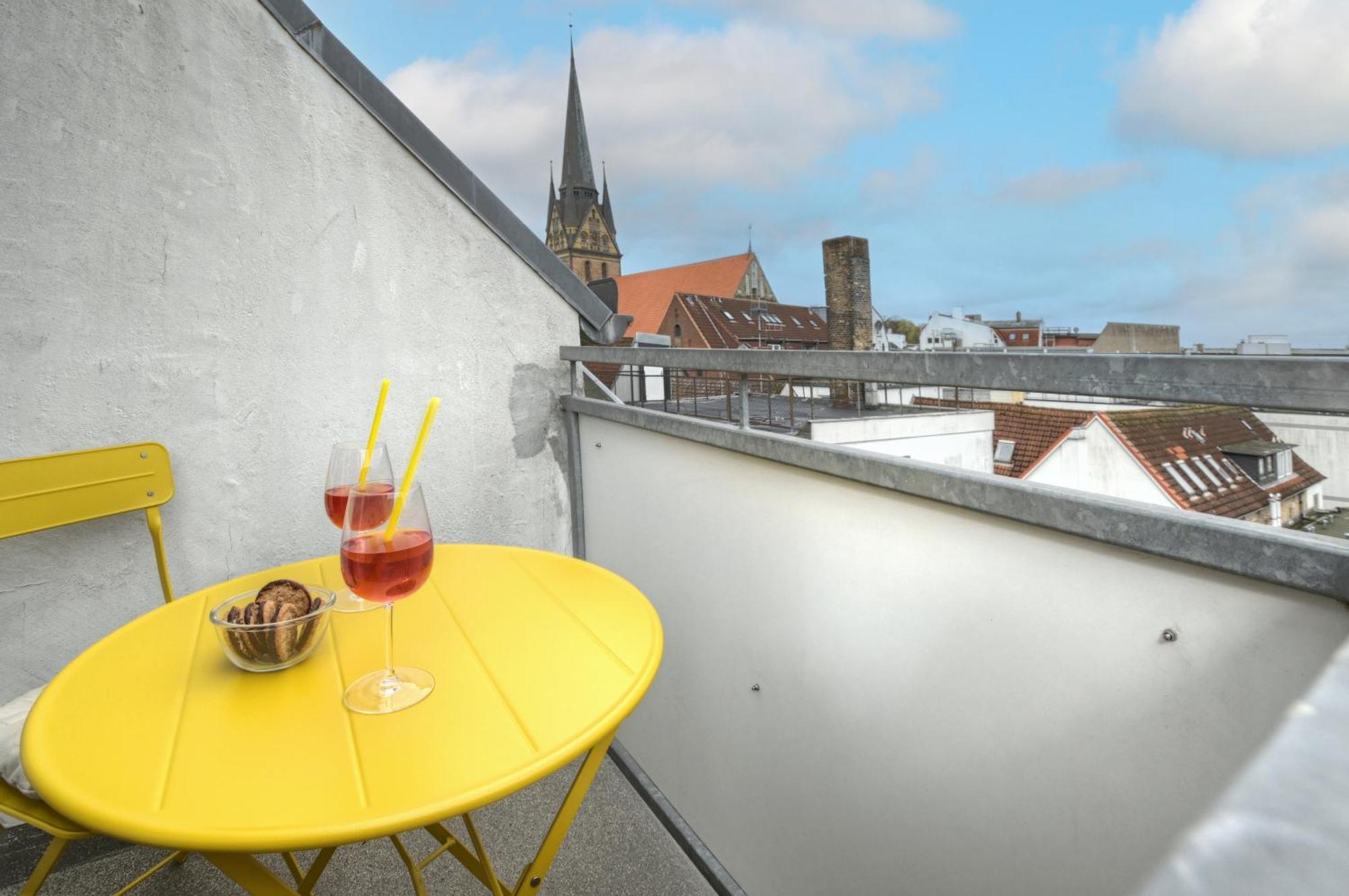 Mittendrin - Apartment Mit 2 Balkonen Sehr Zentral Flensbourg Extérieur photo